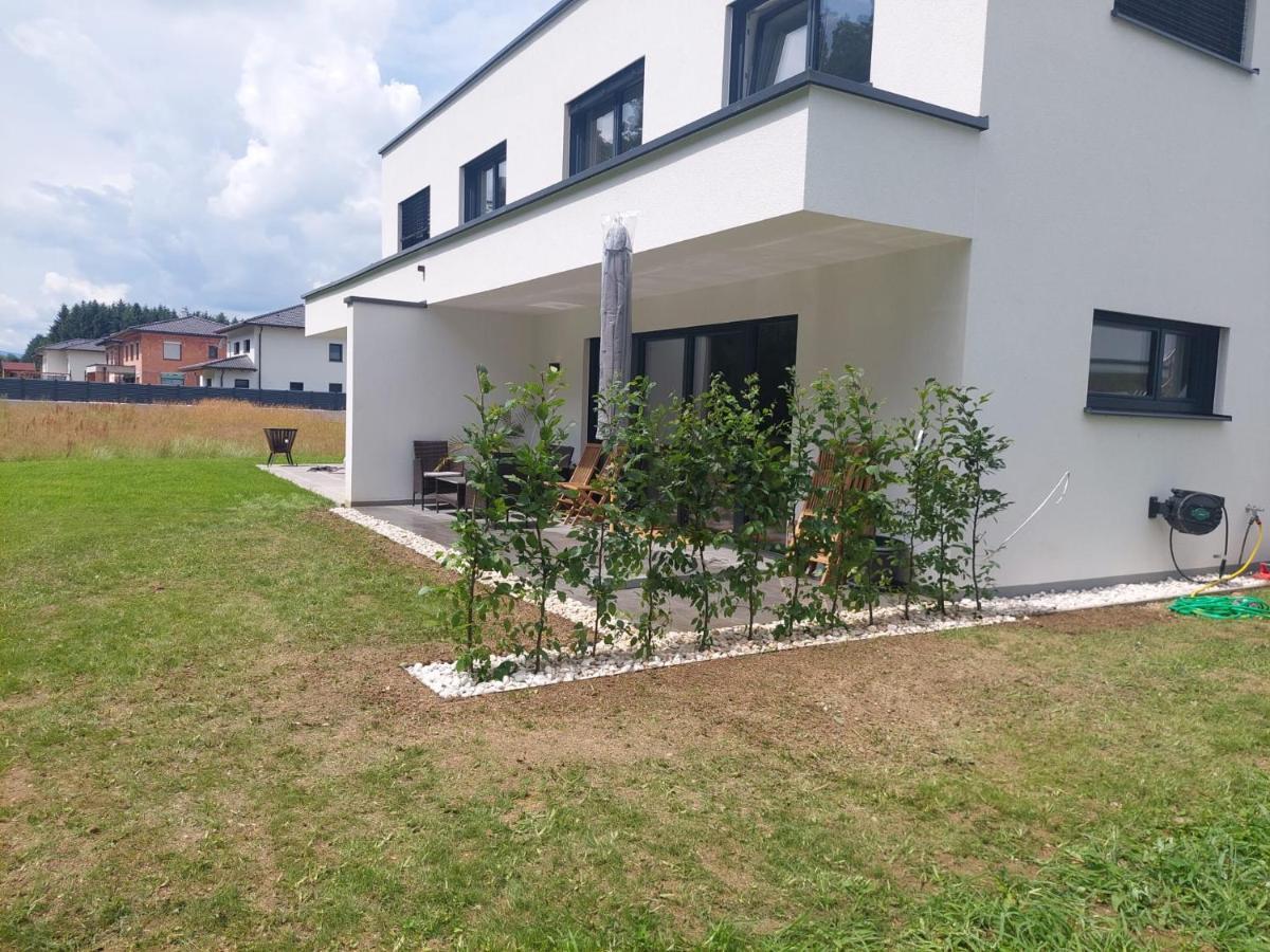 Pr Apartment Lenzing Luaran gambar