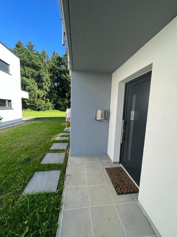 Pr Apartment Lenzing Luaran gambar